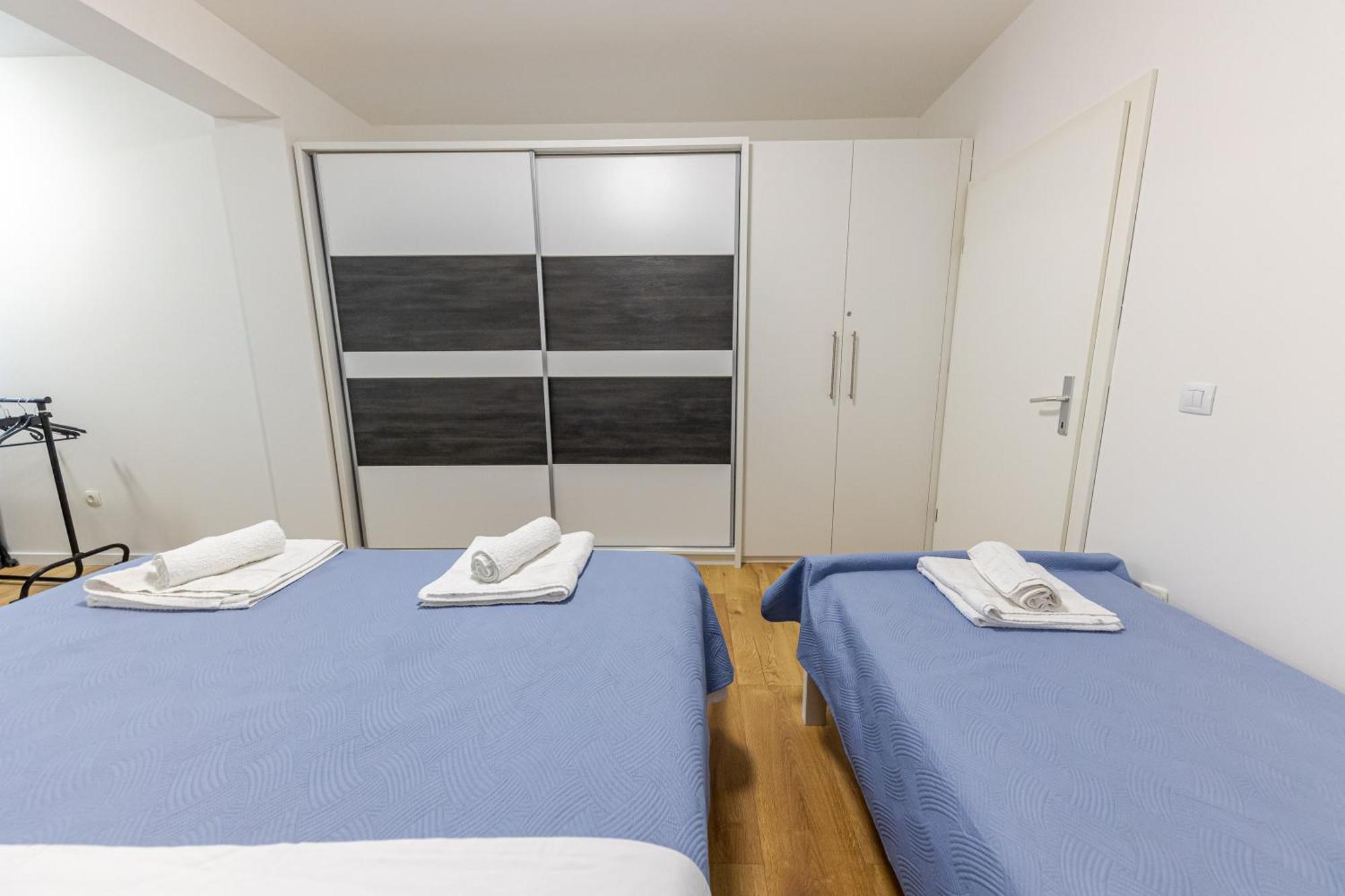 House Niko M With 6 Apartments Split Zewnętrze zdjęcie