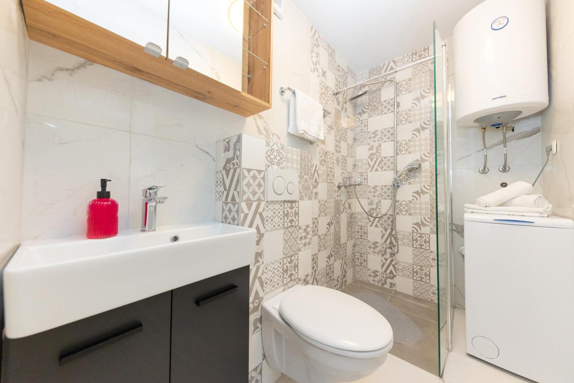 House Niko M With 6 Apartments Split Zewnętrze zdjęcie