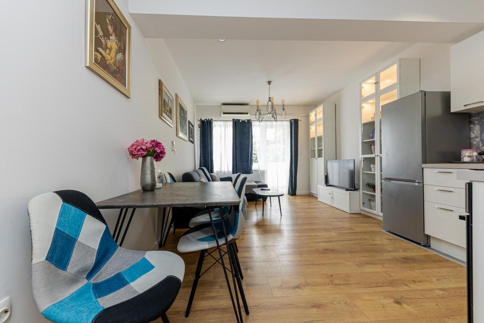 House Niko M With 6 Apartments Split Zewnętrze zdjęcie