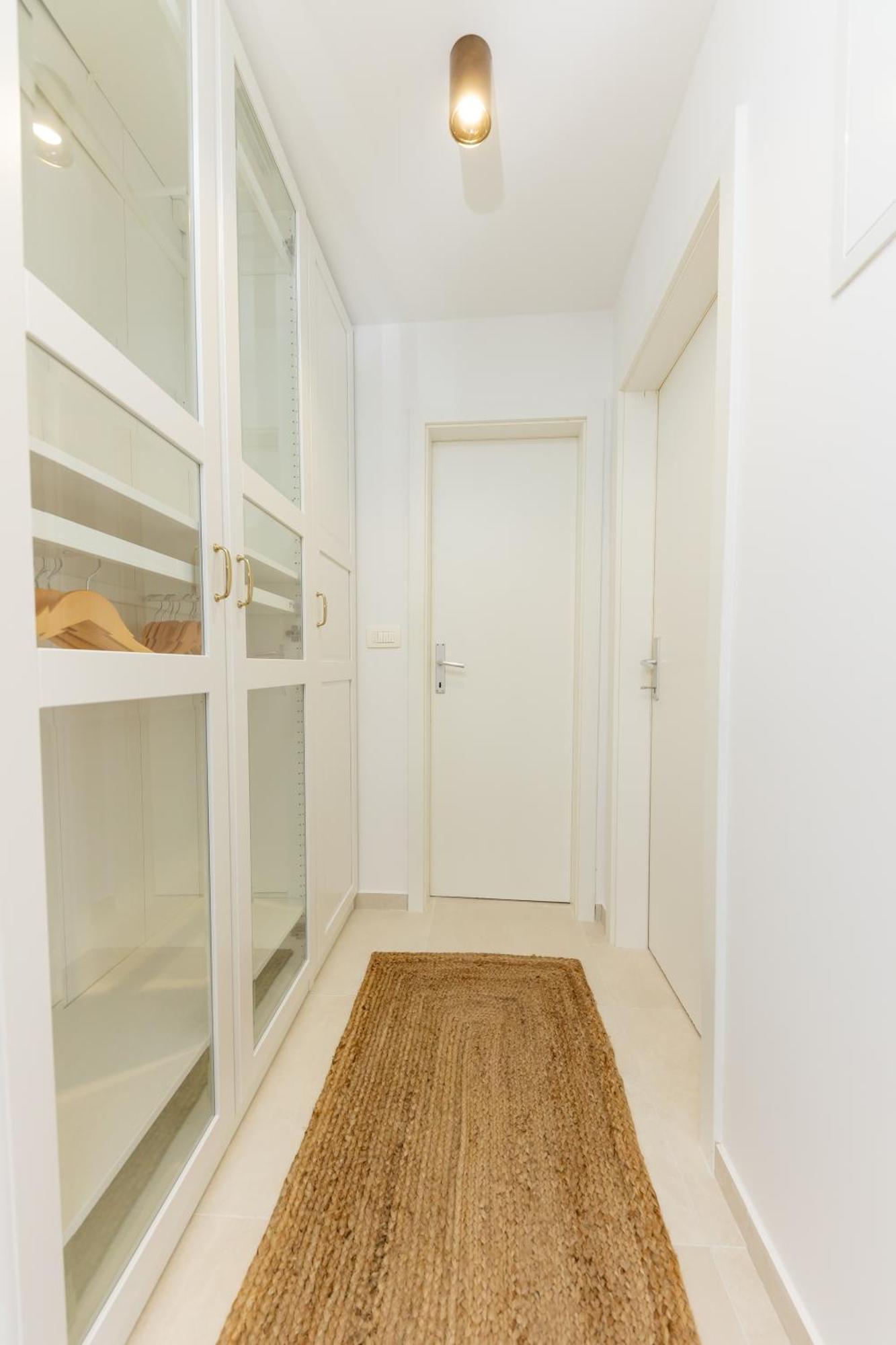 House Niko M With 6 Apartments Split Zewnętrze zdjęcie