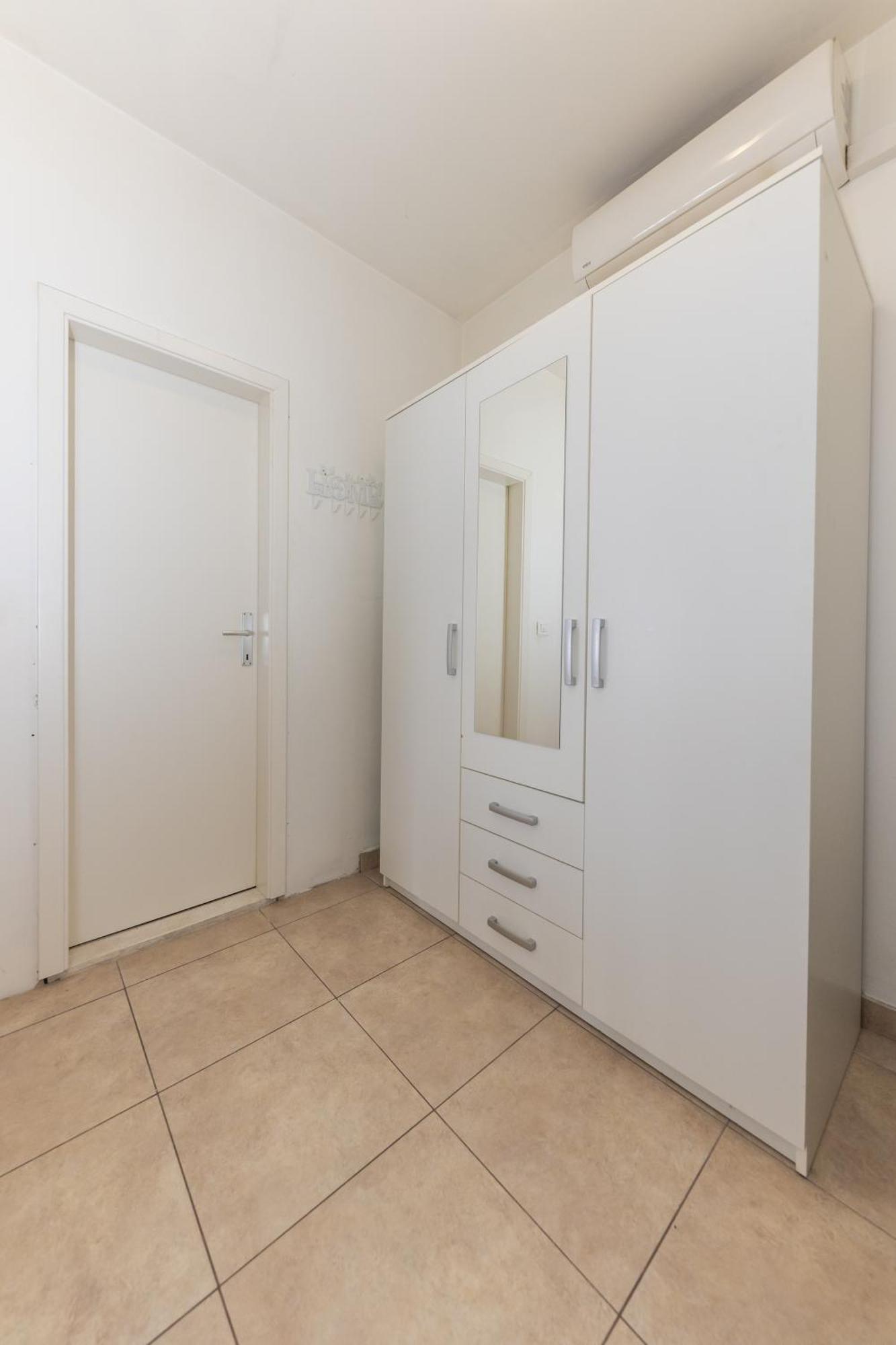 House Niko M With 6 Apartments Split Zewnętrze zdjęcie